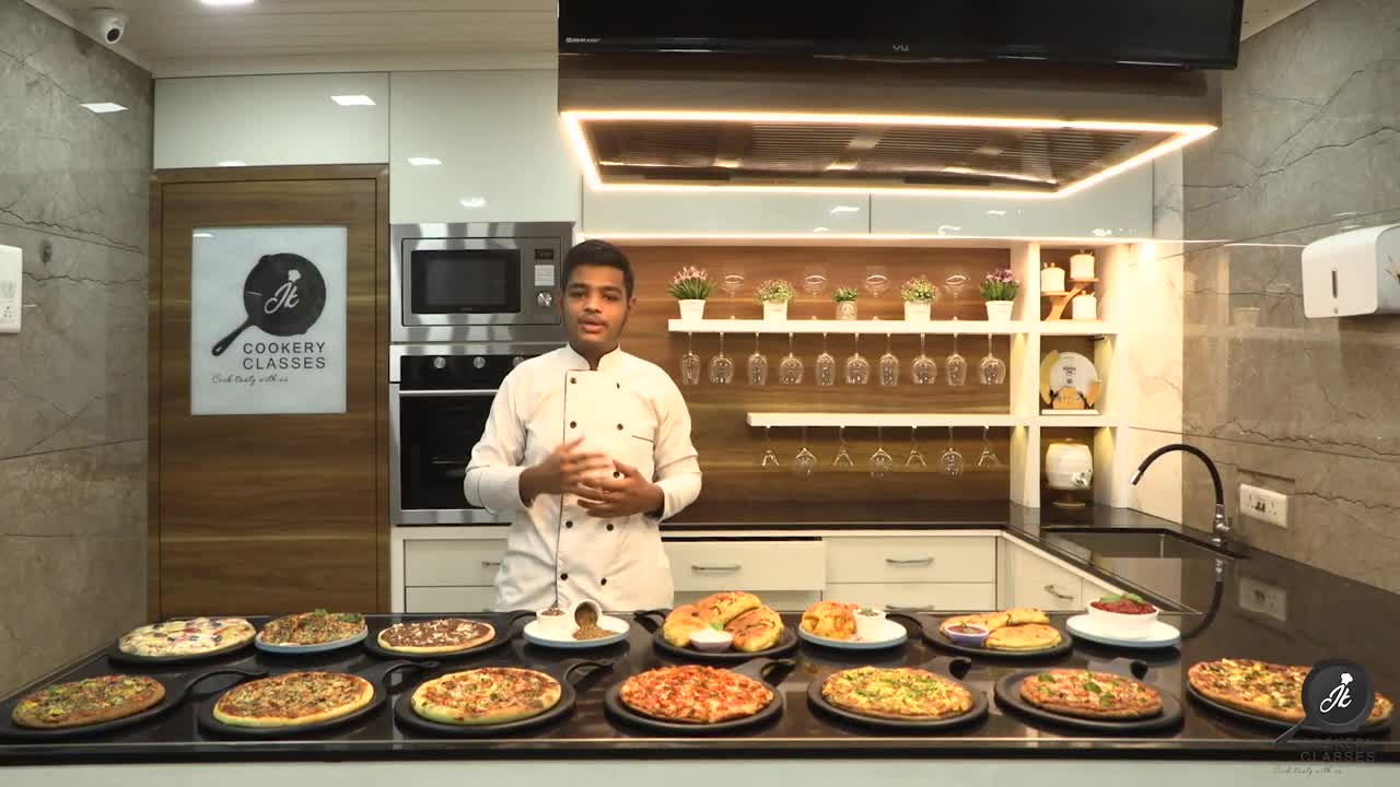 MA 0:59 / 5:42 JK's ITALIONO PIZZA class |by JK Cookery classes| Next batch 26th December 2021|