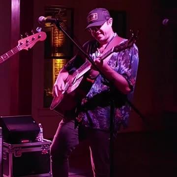 Steve Gallagher (Airshow) - LIVE @ Avondale (Short 2)