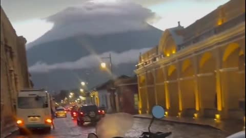 Images of the Acatenango volcano, in Guatemala 😯