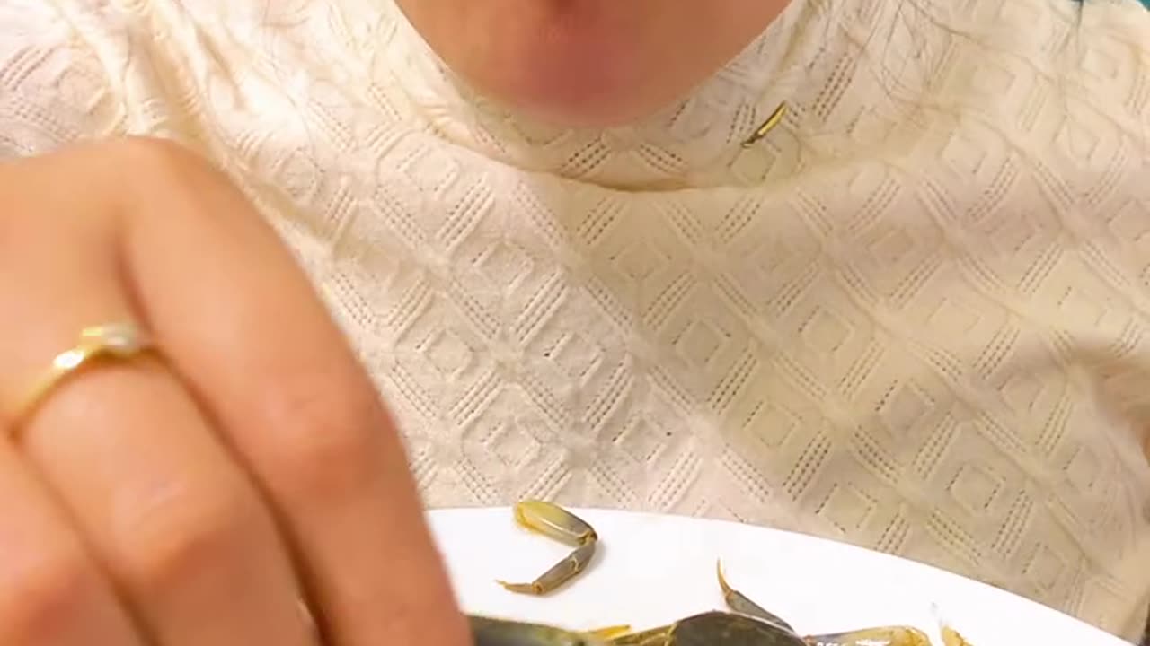 DO YOU TRY CRAB LIKE THIS