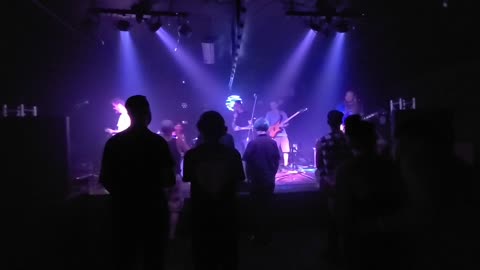 Laynes Calling "Weakend"