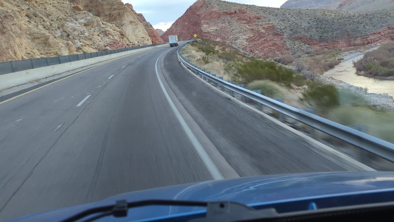 Two minutes of Trucking