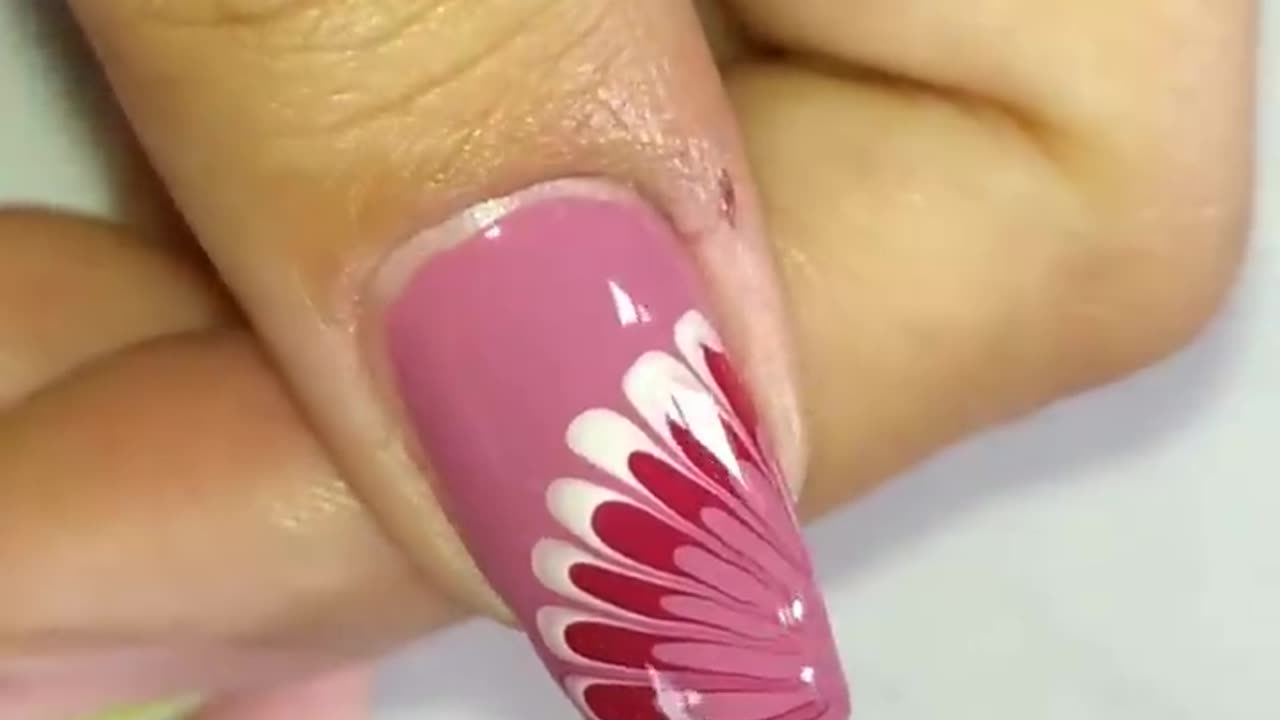 Easy nail art #naildesign #easynailart #youtubeshorts