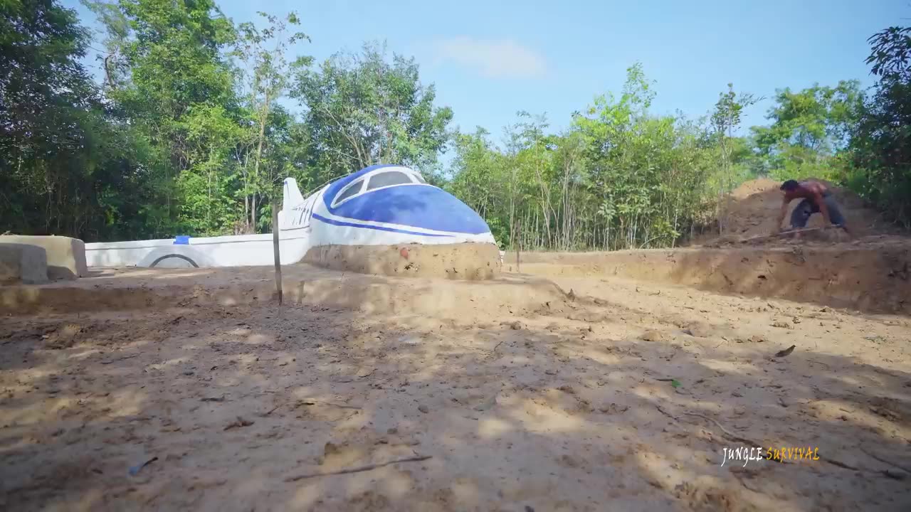 How We Build the Most Incredible House in a Plane With Swimming Pool Around, Jungle Survival skills