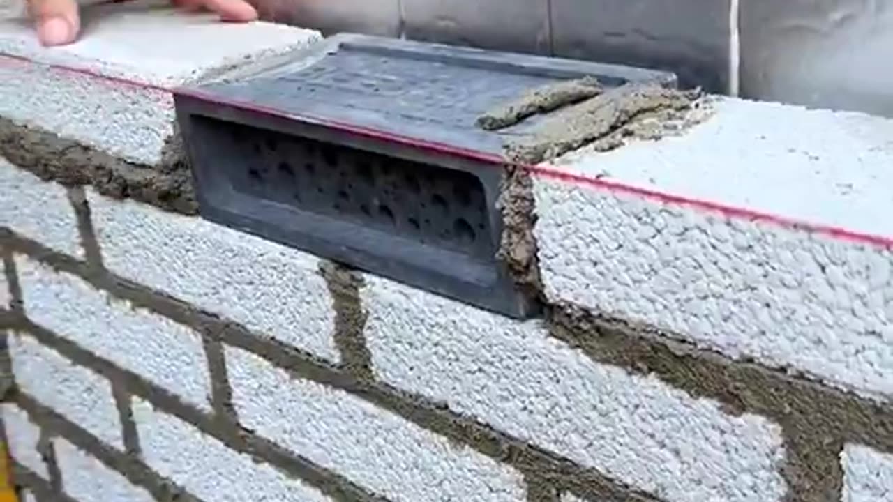 Fitting Bee bricks 🐝