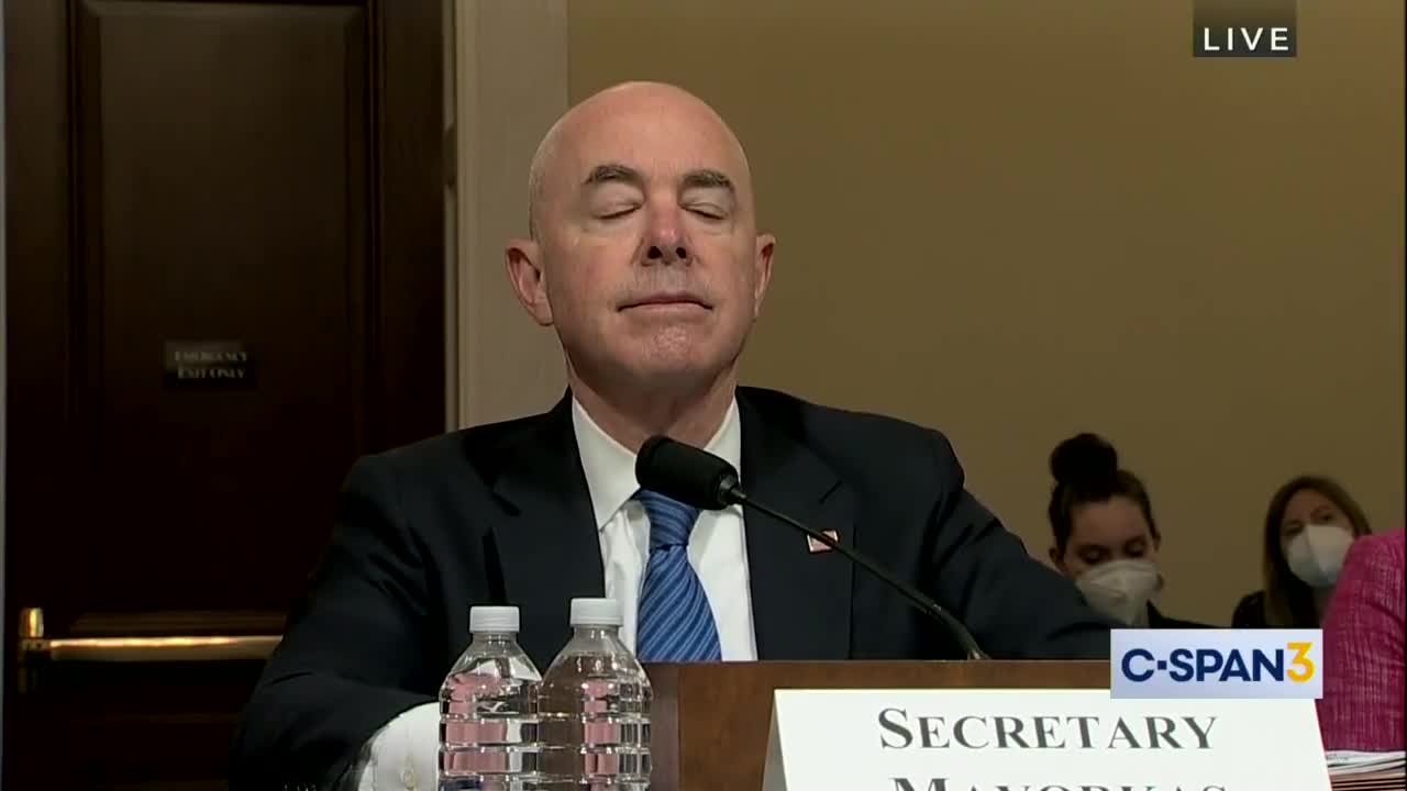 Congressman Gives DHS Secretary the Ultimate Ultimatum (VIDEO)