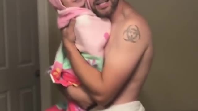 Girls like you maroon 5. Dad and daughter singing girls like you. Cute!!