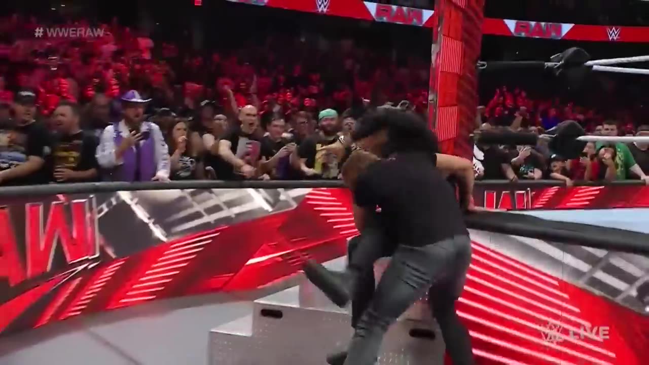 Rey Mysterio vs. Finn Bálor_ WWE RAW