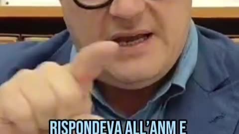 🔵 Scoop del "Tempo" che ha rivelato la mail choc scambiata tra esponenti di Magistr. Democr. e l’Anm