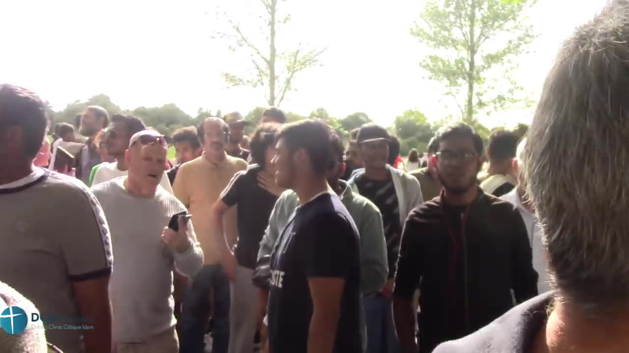 Invasion of Speakers Corner by Islamic Dawah Team