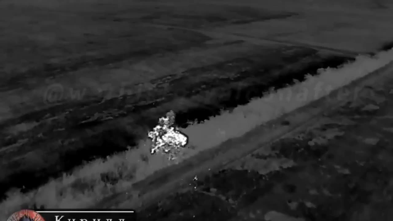 Russian FPV kamikaze drone destroys Ukrainian heavy drone Baba Yaga drone at night