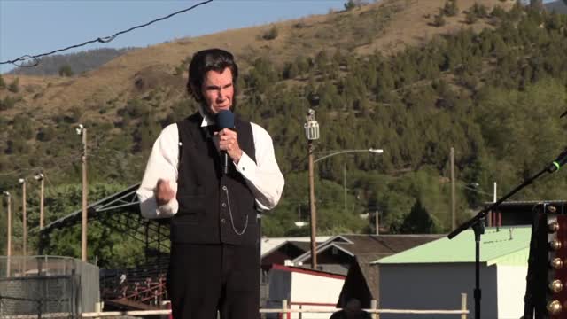 Abraham Lincoln shows up at John Day, OR ARISE USA 2021