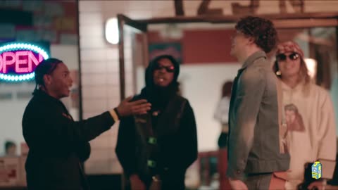 Jack Harlow - WHATS POPPIN (Official Music Video)