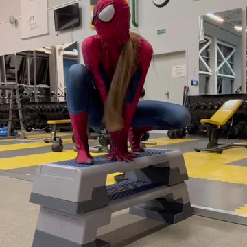 Spidey at the gym 🕸️