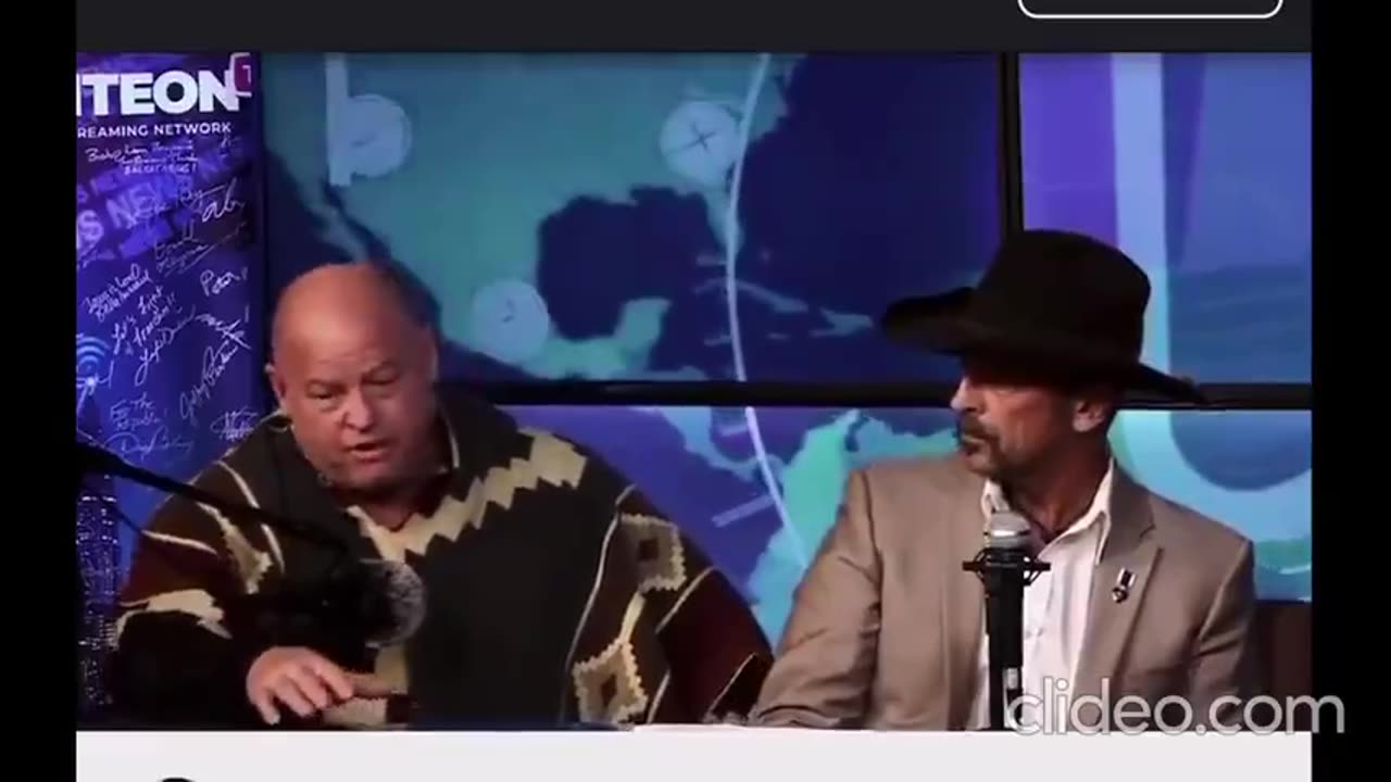 Tucker explains why Kamala Harris is a DOG QUEEN