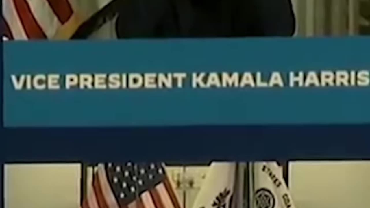 Kamala caught on Hot Mic !