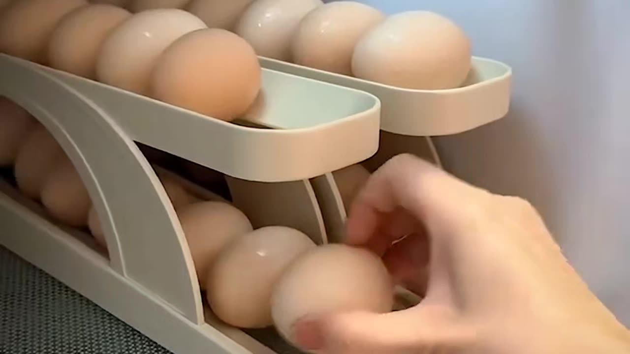 Auto Rolling Egg Dispenser