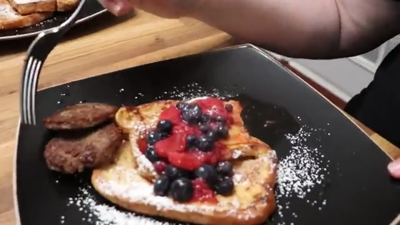 French Toast for Breakfast , So Simple and Oh So Delicious