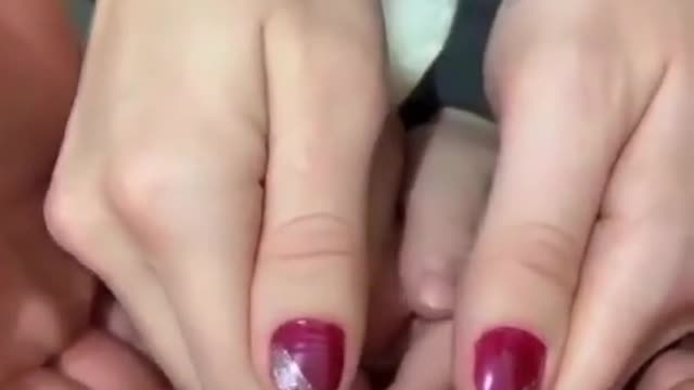 A cute little new Born baby hand🚼