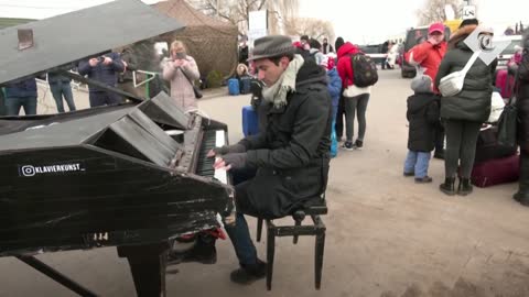 Young girl sings 'Let It Go' in Kyiv underground bunker