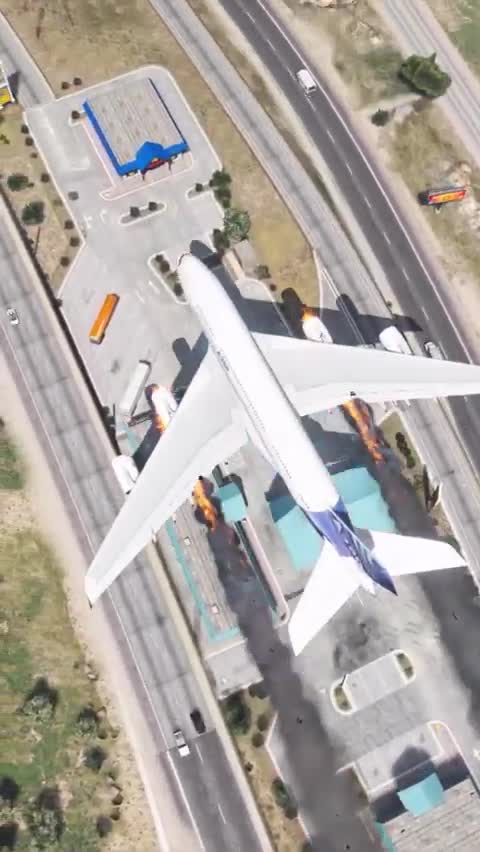 Airbus A380 makes dangerous landing