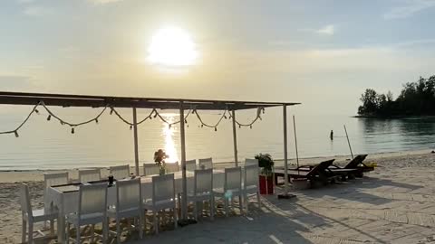 Dinner Arrangement by the Beach