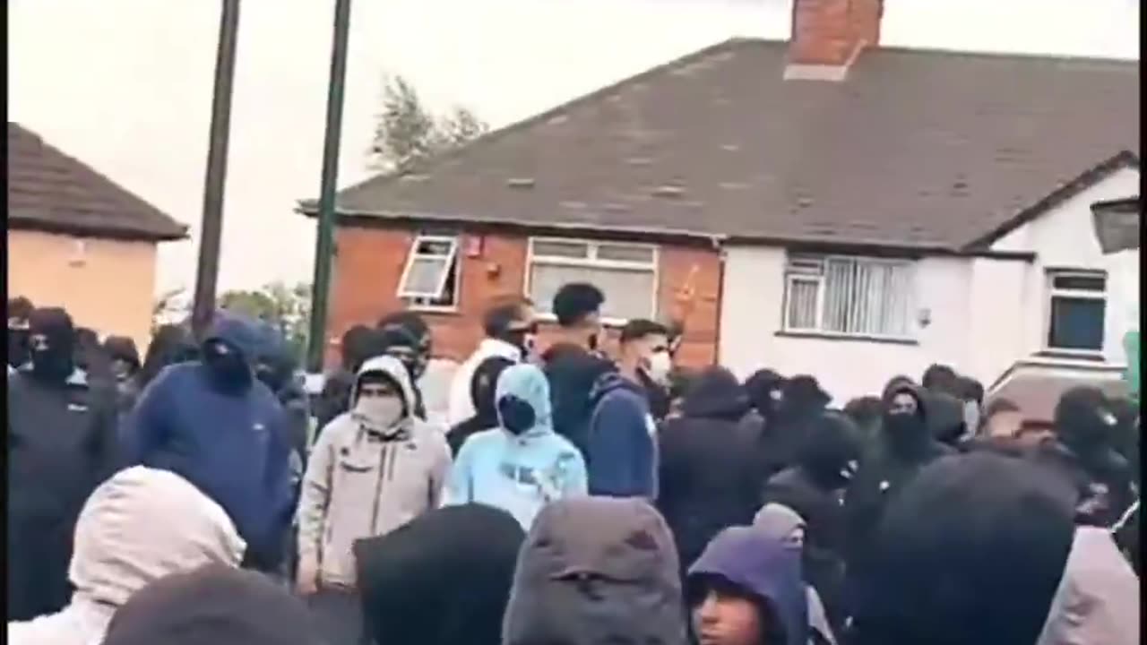 Muslims in Birmingham proclaim : ‘We’re taking over the UK’