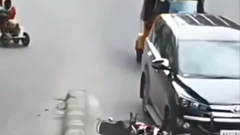 Short video, heavy drive, accident video