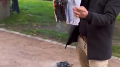 Man burns Quran infront of muslims