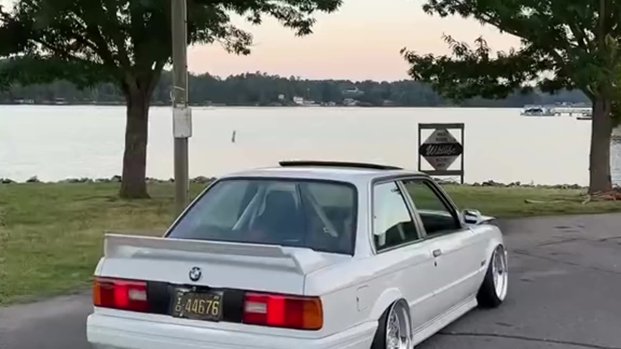 BMW 325is best car