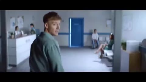 za tymi drzwiami bez dystansu ;-)