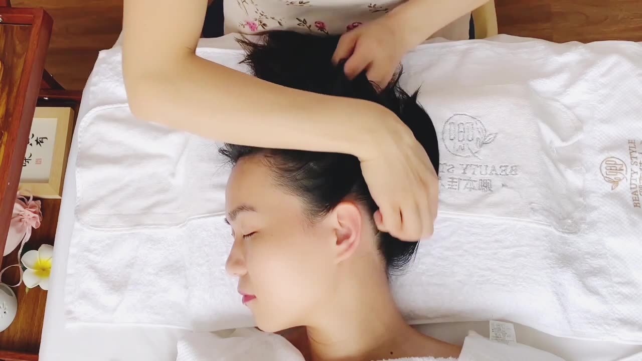 Asmr ear and scalp massage for deep sleep