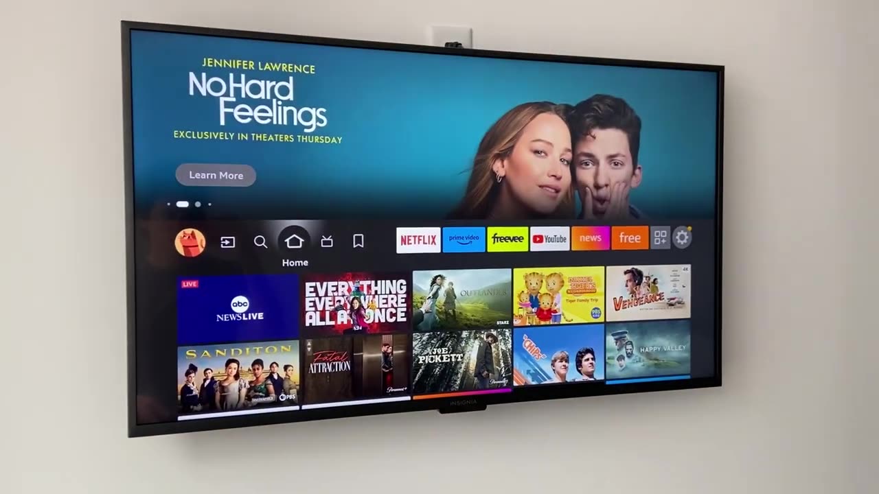 INSIGNIA 43-inch Class F30 Series LED 4K UHD Smart Fire TV (Review)