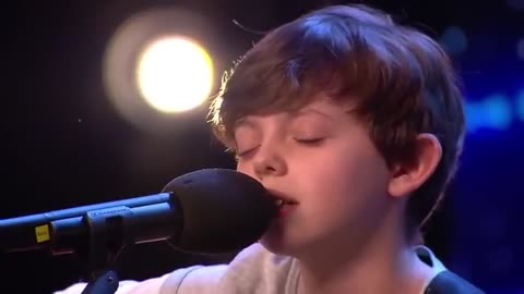 BEST GOLDEN BUZZER Male Singers on AGT and BGT!