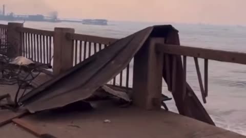 MAUI HAWAII, COMPLETELY DESTROYED