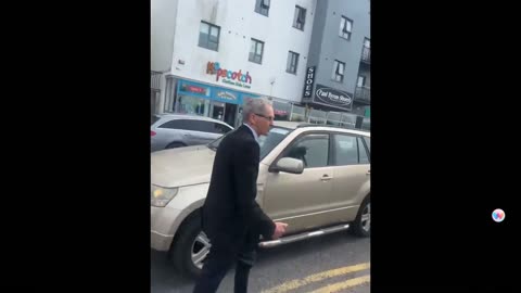 Simon Harris runs scared from Enoch Burke's dad! (2nd June 2024)