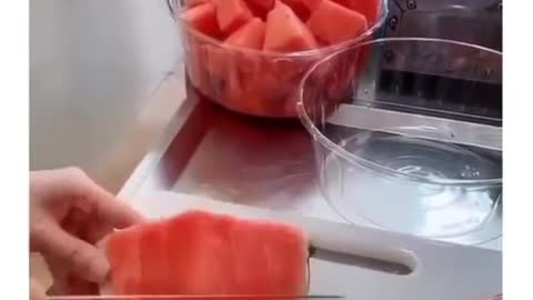 An easy way to slice a watermelon