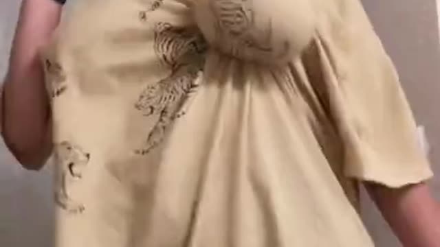 NO BRA!!!đŸ‘™CHALLENGE || YES BRA!! đŸ’–#shorts #tiktok #hot