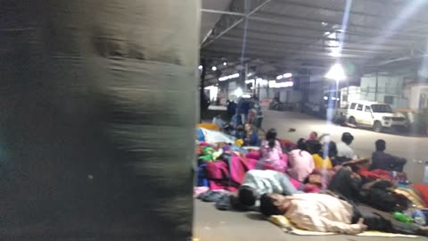 India people sleep in railway station paltan