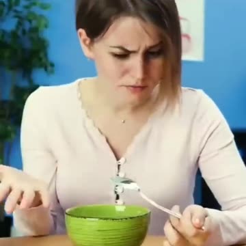 😂 4টি এমন lifehacks যা অতিচালাক মানুষরা ব্যবহার করে _ Useless LifeHacks Bangla #lifehacks