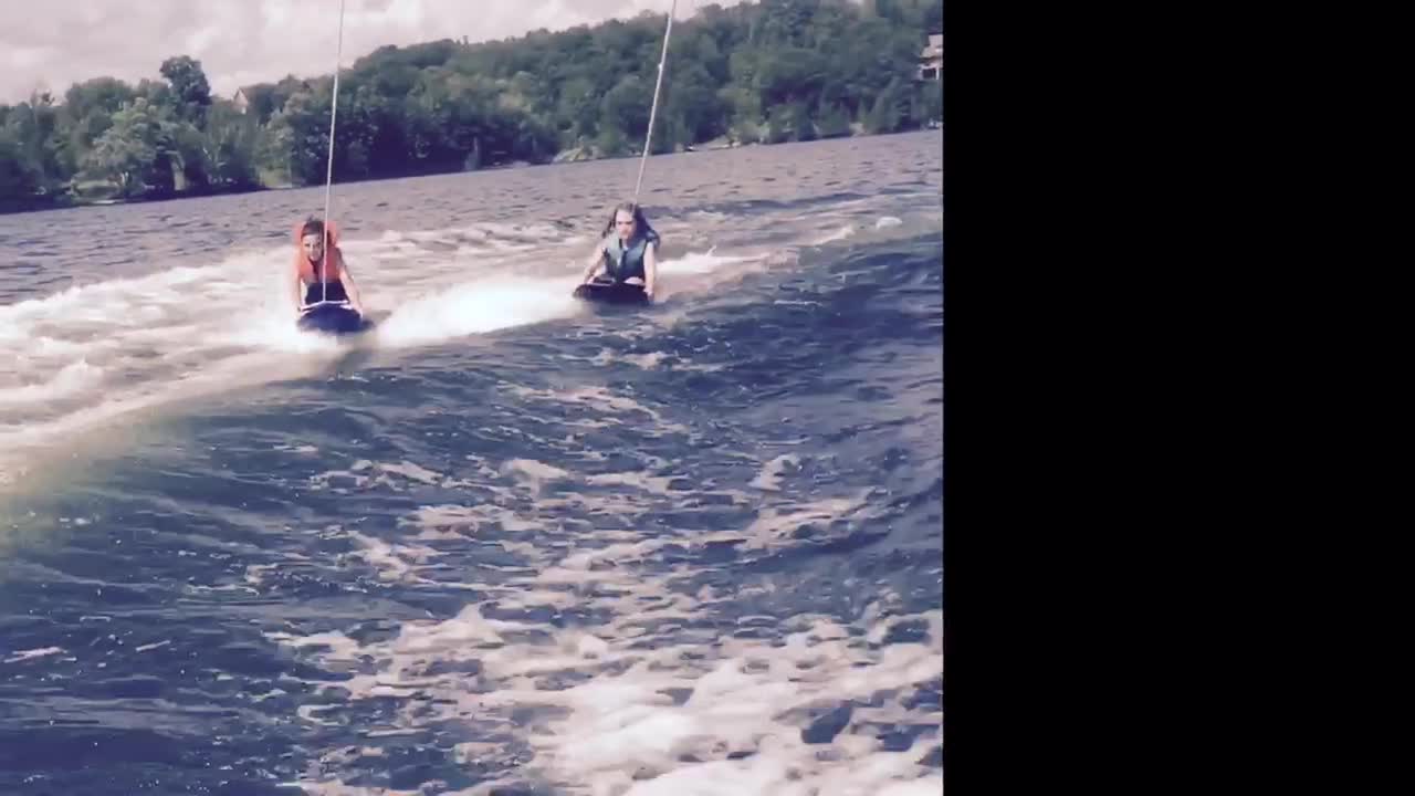Double Kneeboard Wipeout