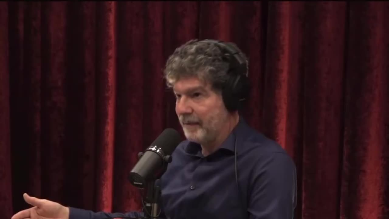 Bret Weinstein: “Something happened in 1963.”