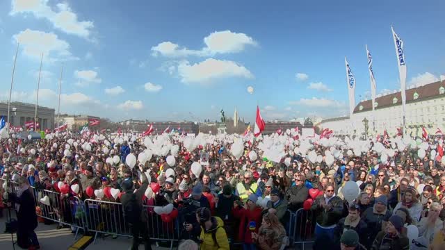 Mag. Dr. Georg Prchlik Kundgebung Wien 27.2.2022 - 13.3.22 Graz nächste Versammlung