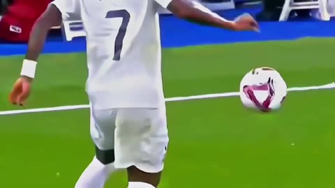 Smooth passes ⚽✨ #football #ronaldo #cr7