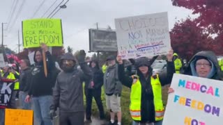 Boeing workers in Washington state are out protesting the vaccine mandate outside the factory