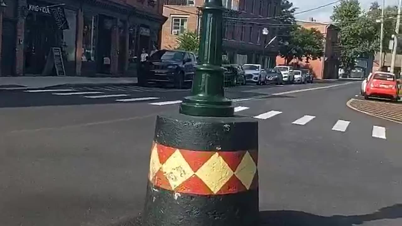 Oldest Traffic Light In America - Beacon, NY