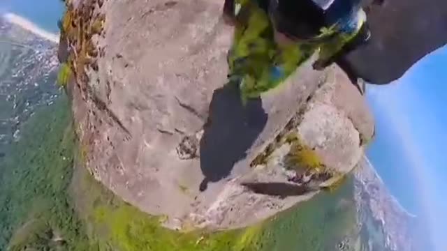 People who fly in the sky