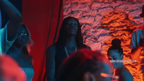 Big Jump & Wiz Khalifa - Talk About It (Video)