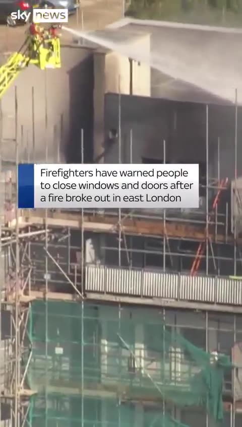 London Fire Forces Evacuation of 100+ People