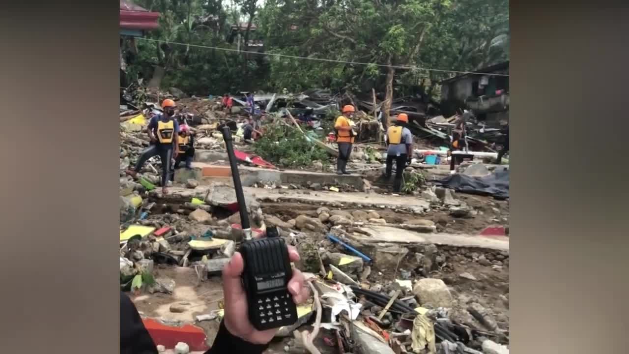 Landslide Causes Tsunami in Abuyog, Leyte, Philippines from Agaton - Apr. 12, 2022